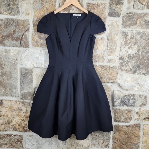 Halston Heritage 0 Cap Sleeve Sateen Fit & Flare Party Dress - Picture 4 of 9